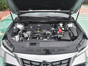 Toyota Avalon XLE Premium 2.0L