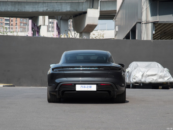 Porsche Taycan GTS