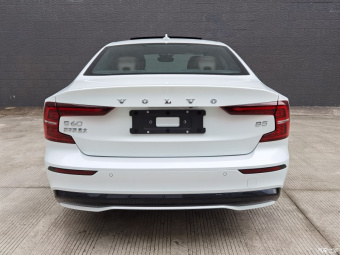 Volvo S60 B5 Zhiya Sports