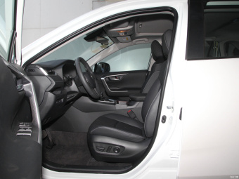 Toyota RAV4 Fashion PLUS 2.0L CVT 2WD