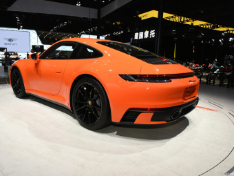 Porsche 911 Carrera