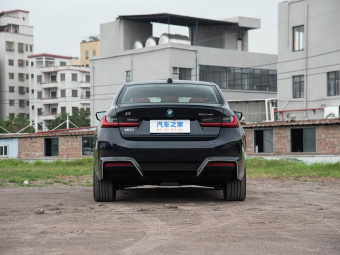 BMW i3e 2026 eDrive 40 L Sport Restyled Night Edition