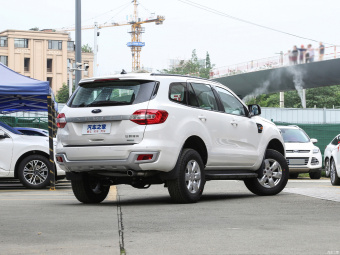 Ford Everest Elite 2.3T 5 Seats