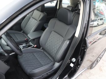 Mitsubishi Outlander Enjoy 2.0L 7 Seat
