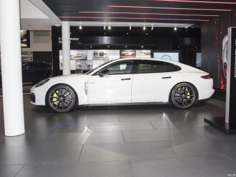Porsche Panamera 4S E-Hybrid Executive