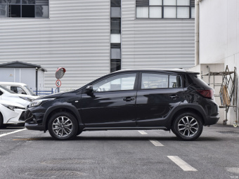 Toyota YARiS L Model X Deluxe PLUS 1.5L CVT