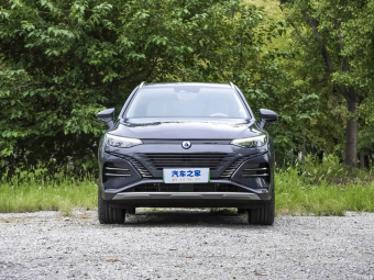 Denza N8 Flagship Hybrid AWD