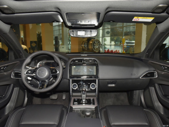 Jaguar XEL R-Dynamic Youth Sports P200
