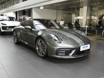 Porsche 911 Carrera 4S