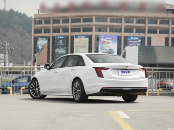 Cadillac CT6 Platinum 28T