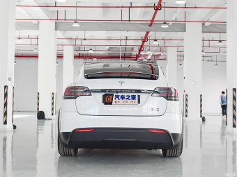 Tesla Model X Plaid