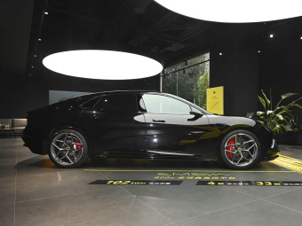 Lotus Emeya 2026 600 SE 5-seater
