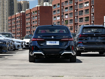 BMW i5 2026 eDrive 35L M Sport