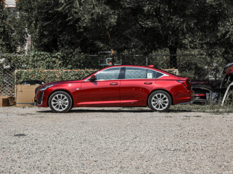 Cadillac CT5 Luxury 28T