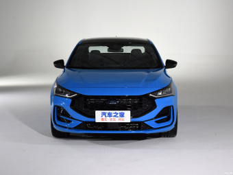 Ford Focus Sedan ST-Line EcoBoost 180