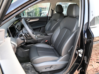 Roewe RX5 ePlus Guochao Ronglin Flagship