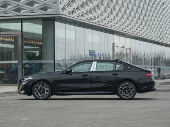 BMW 5 Series 2026 Restyled 530Li M Sport