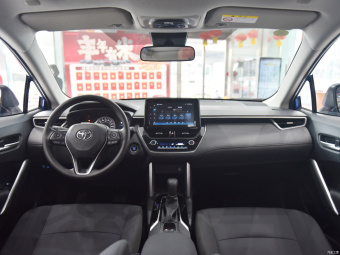 Toyota Corolla Cross Deluxe 2.0L