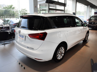 Buick GL6 Elite 323T