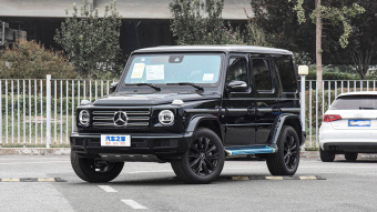 Mercedes-Benz G-Class 500