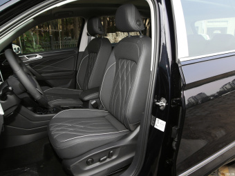 VW Tiguan L Hybrid Premium 430PHEV