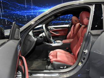 BMW i4 eDrive40