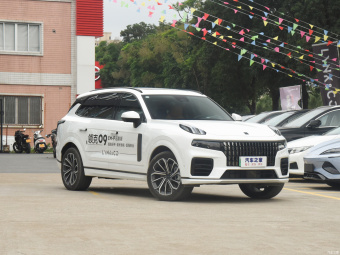 Lynk & Co 09 PHEV AM Voyage 2.0TD EM-P