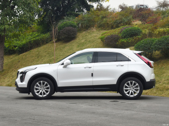 Cadillac XT4 Fashion 28T