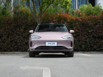 Aito M5 EV Smart AWD