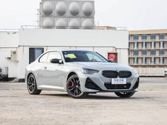 BMW M240i Coupe 2025 xDrive