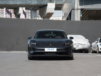 Porsche Taycan GTS