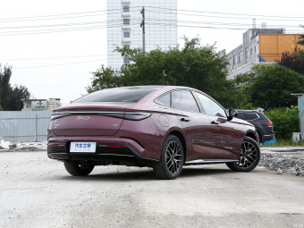 BYD Seal DM-i Honor 121KM