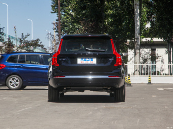 Volvo XC90 B6 Zhixing Luxury 7 Seats