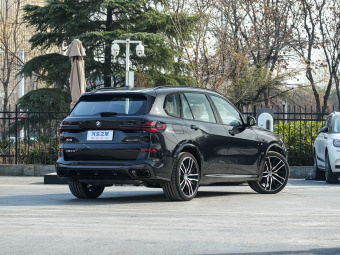 BMW X5 2026 xDrive 40Li Exclusive M Sport Night Edition