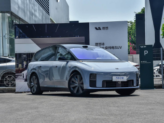 Li Auto i8 2025 Standard Edition