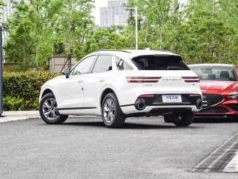 Genesis GV70 Luxury