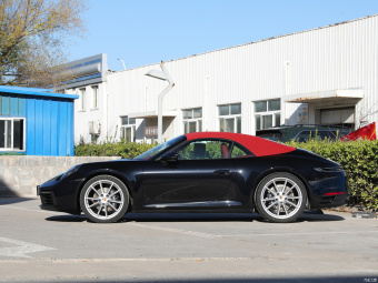 Porsche 911 Carrera Cabriolet