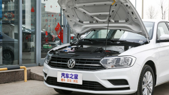 VW Bora Classic Fashion 1.5L MT