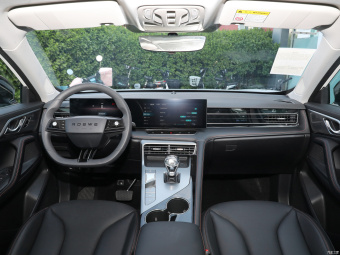 Roewe eRX5 Luxury