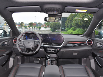 Chevrolet Seeker RS Bee 1.5T CVT RS