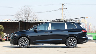 VW Viloran Zunchi 380TSI