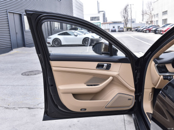 Porsche Panamera Turbo S Executive