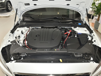 Volvo S60 B4 Zhiyi Luxury