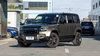 Land Rover Defender 110 X P400
