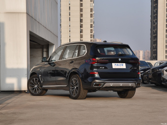 BMW X5 xDrive 30Li M Sport