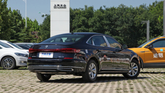 VW Passat Business 280TSI