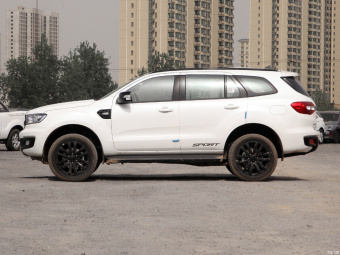 Ford Everest Luxury Sport 2.3T AWD 7 Seats