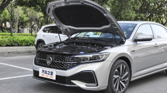 VW Passat Star Premium 330TSI