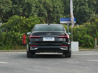 Audi A6L 2026 45 TFSI quattro Premium Dynamic + Luxury Package