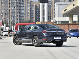 Buick LaCrosse Luxury 652T